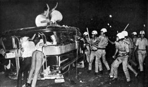 Philippine Metrocom in action.